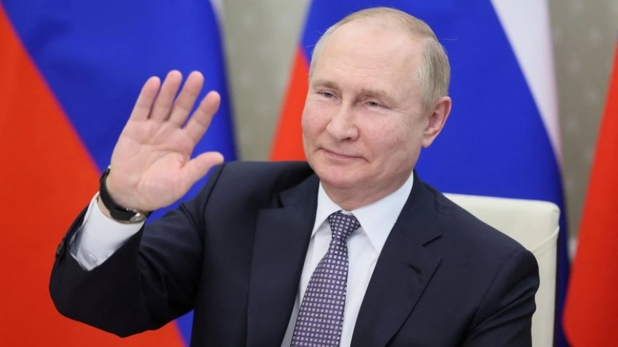 President Putin extends New Year greetings to Vietnam
